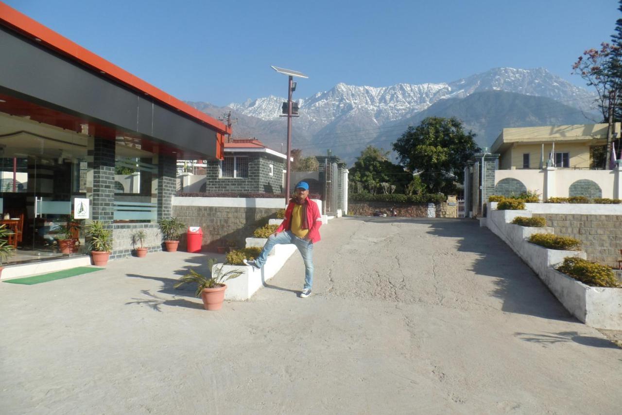 Hotel Dharamshala Paradise Exterior foto